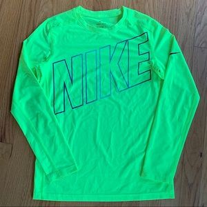 Nike Boys’ Long Sleeve Dri-Fit Shirt, Large
